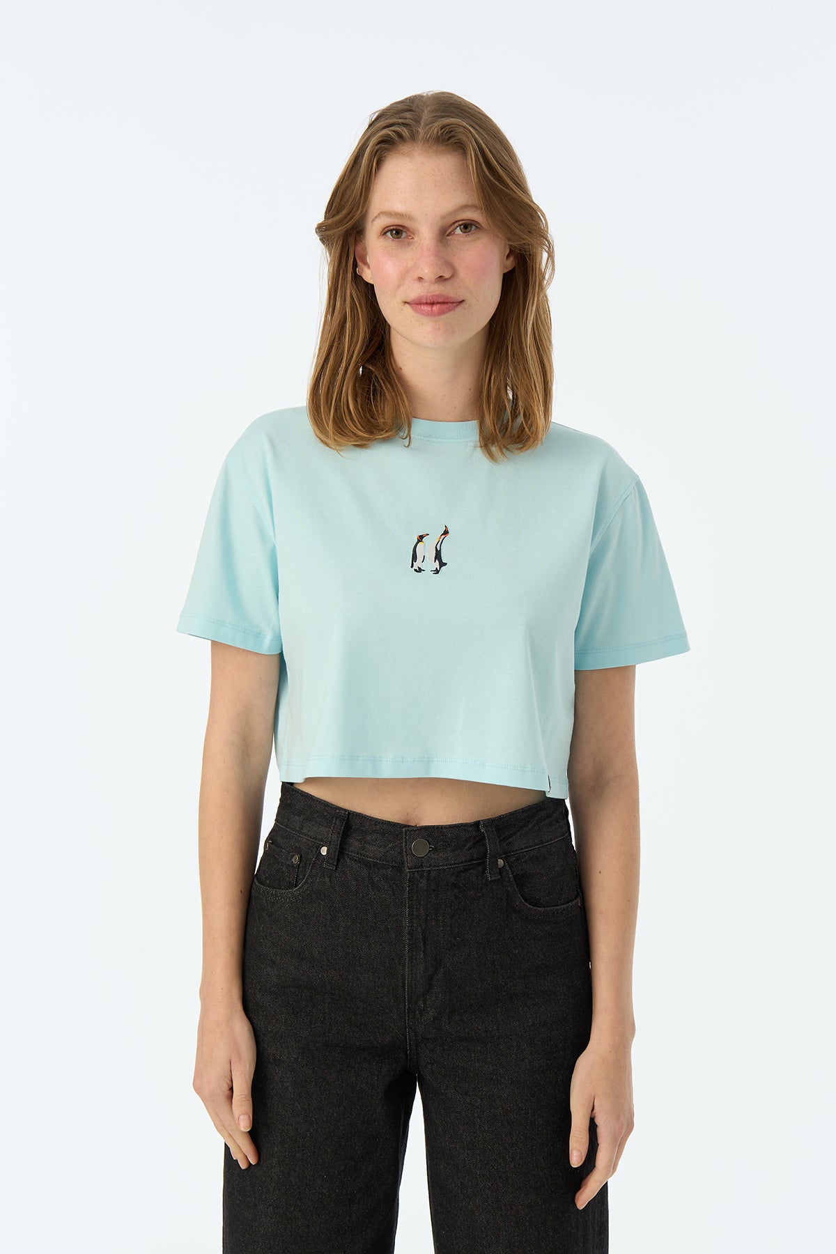 Yavru İmparator Penguen Light Weight Crop T-Shirt - Açık Mavi