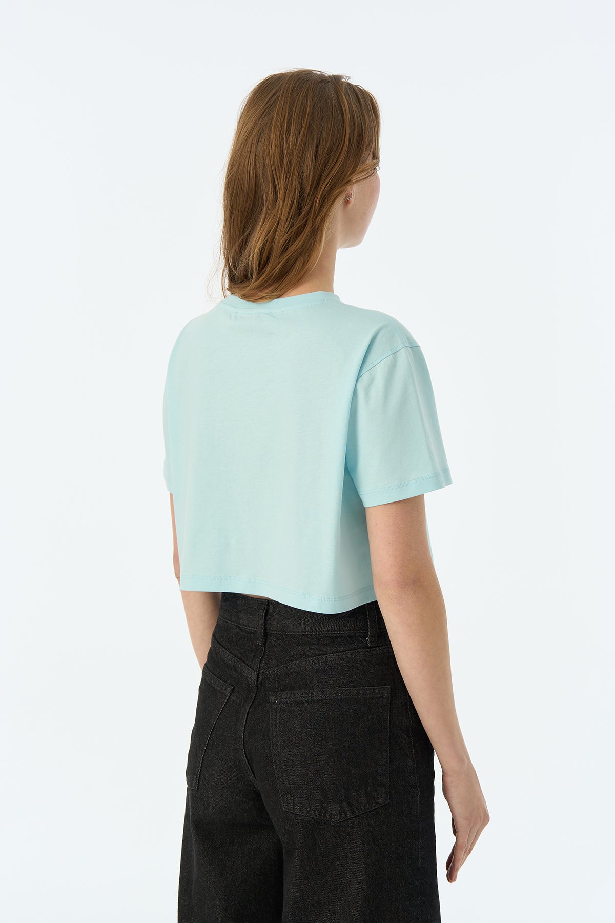 Yavru İmparator Penguen Light Weight Crop T-Shirt - Açık Mavi