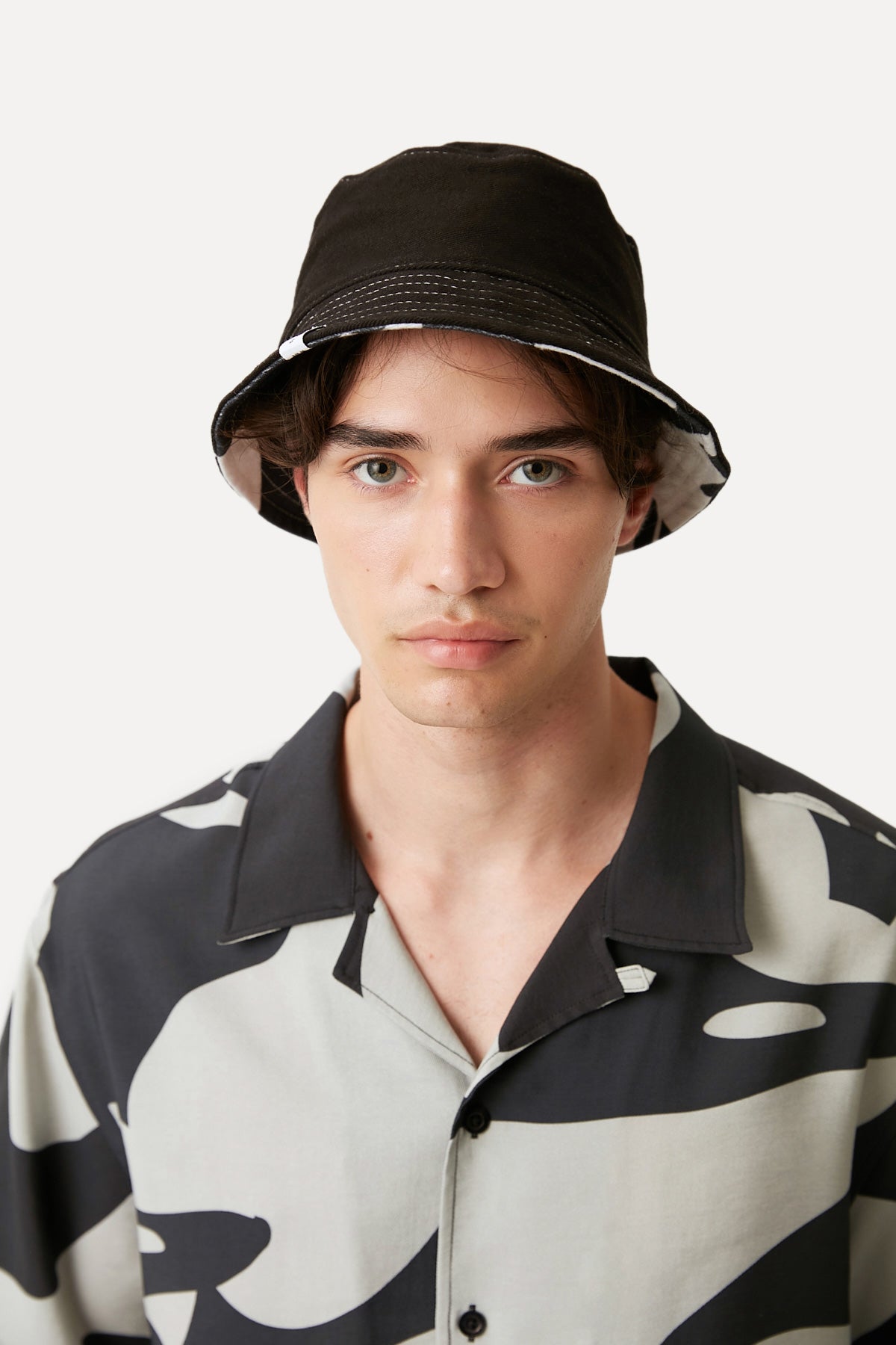 Orka Çift Yüzlü Bucket Hat - Siyah